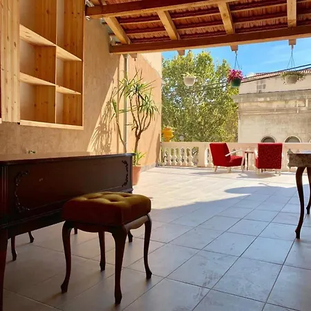 Гостьовий будинок Venus Palace Golden Gate