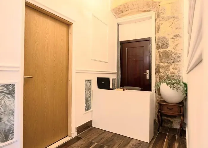 Pensionat Silver Gate Rooms-diocletian's Palace 3*