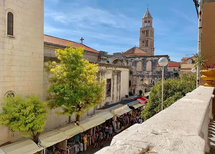 Silver Gate Rooms-diocletian's Palace Split